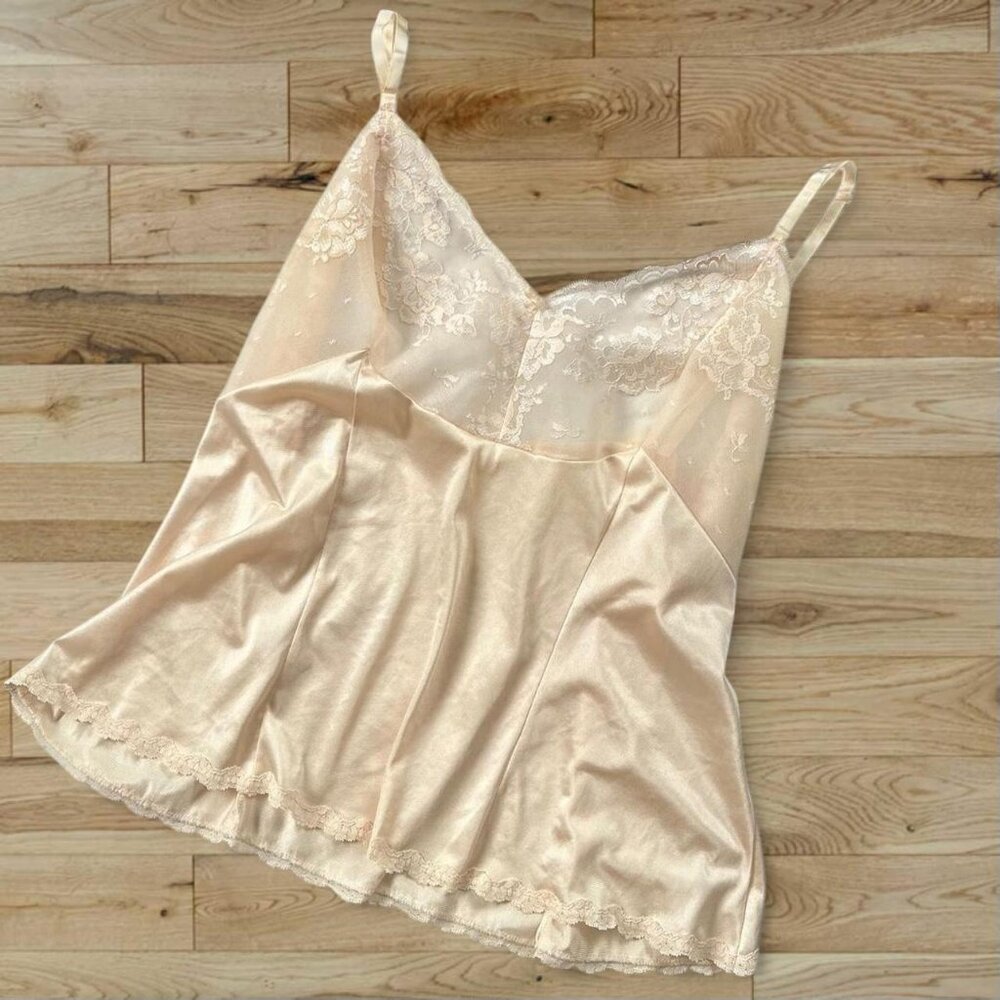 Pale bay pink vintage Vanity Fair slip cami lace lingerie tank top ✨ size 38